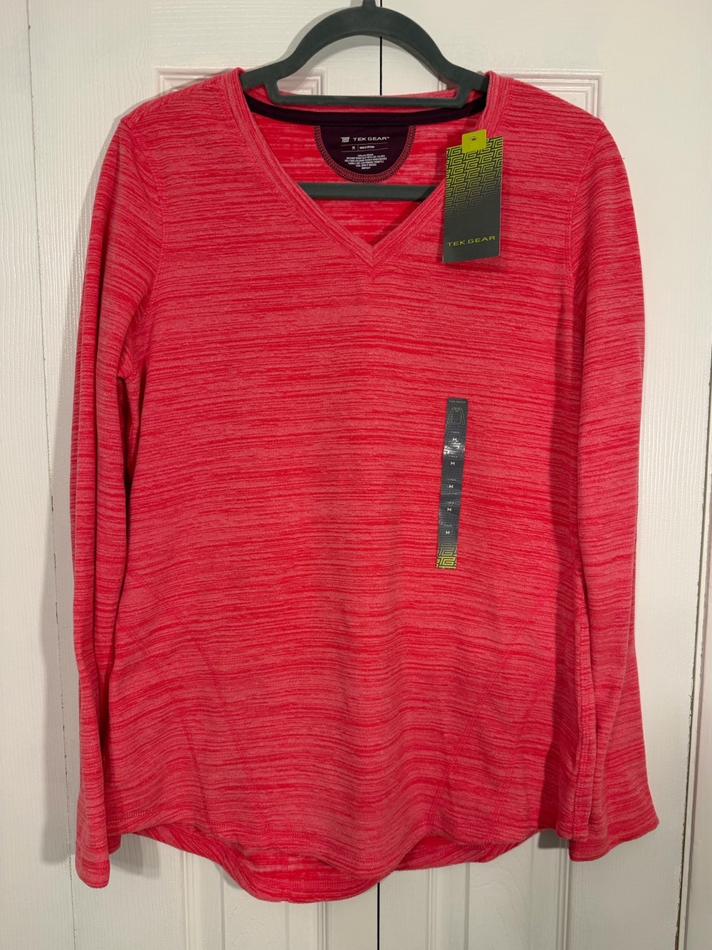 NWT Tek Gear V-Neck Long Sleeve Fleece Top M Pink